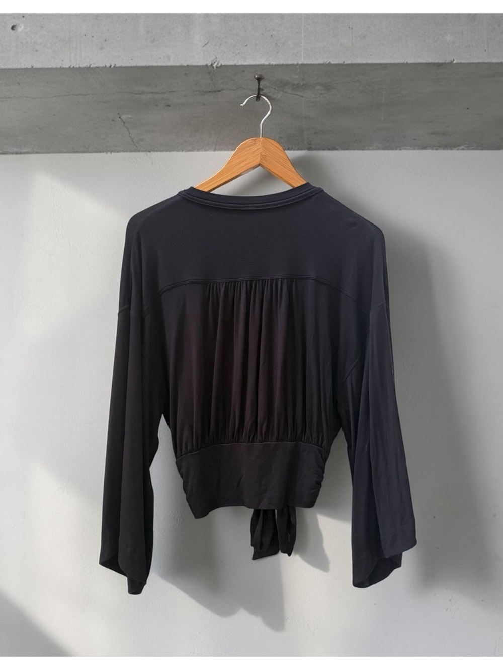 Free People Women's Black Tie-Front Loungewear Wrap Top! Small! - Picture 2 of 7